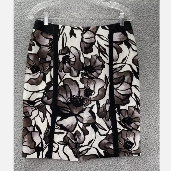 PREMISE Black and White LINEN/RAYON BLEND  Floral Pencil Skirt, Size 6 NEW WITH - Picture 2 of 2